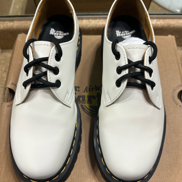 Dr. Martens 1461 White Smooth Leather Platform Shoes Size 9 - Picture 5 of 10